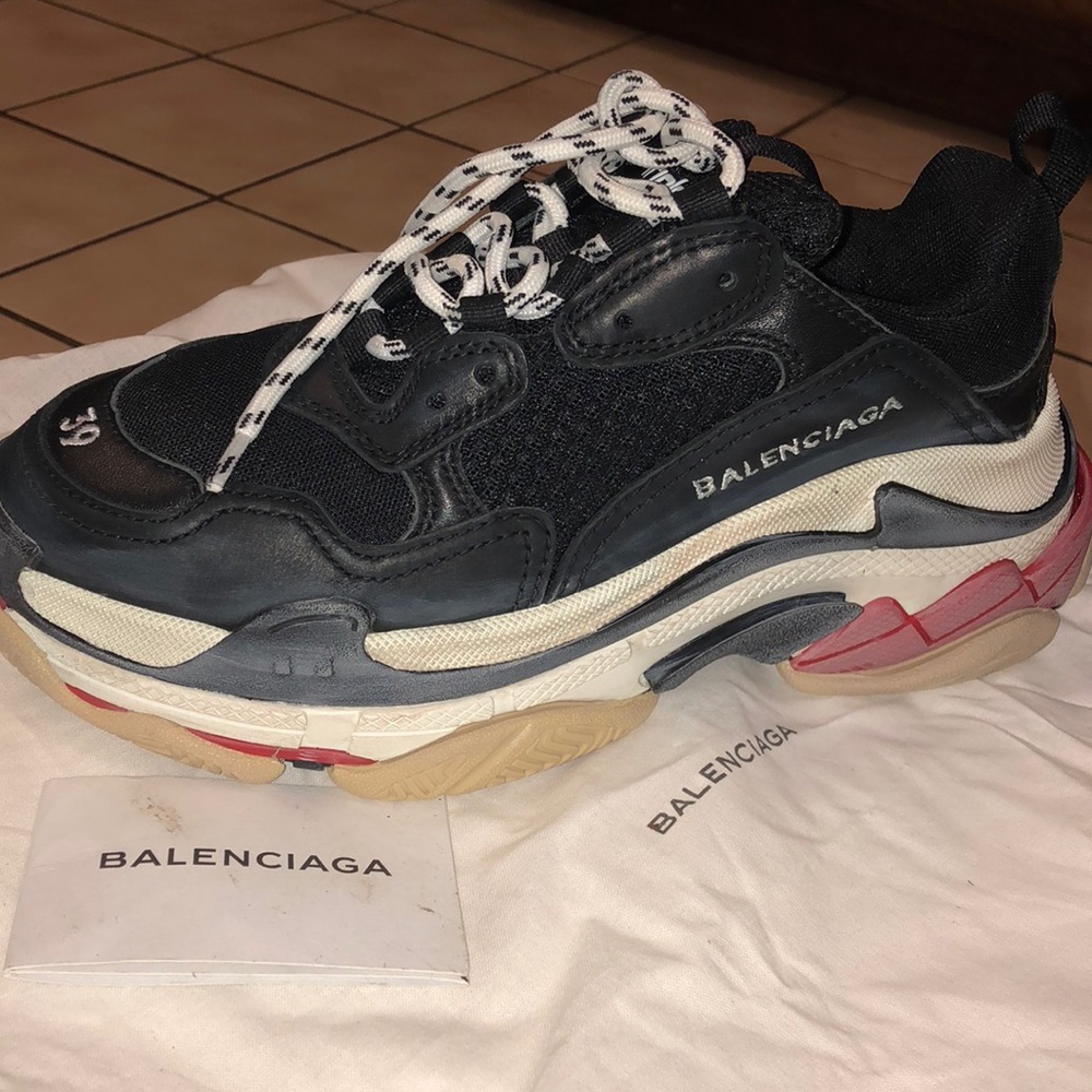 Balenciaga tripe 6
